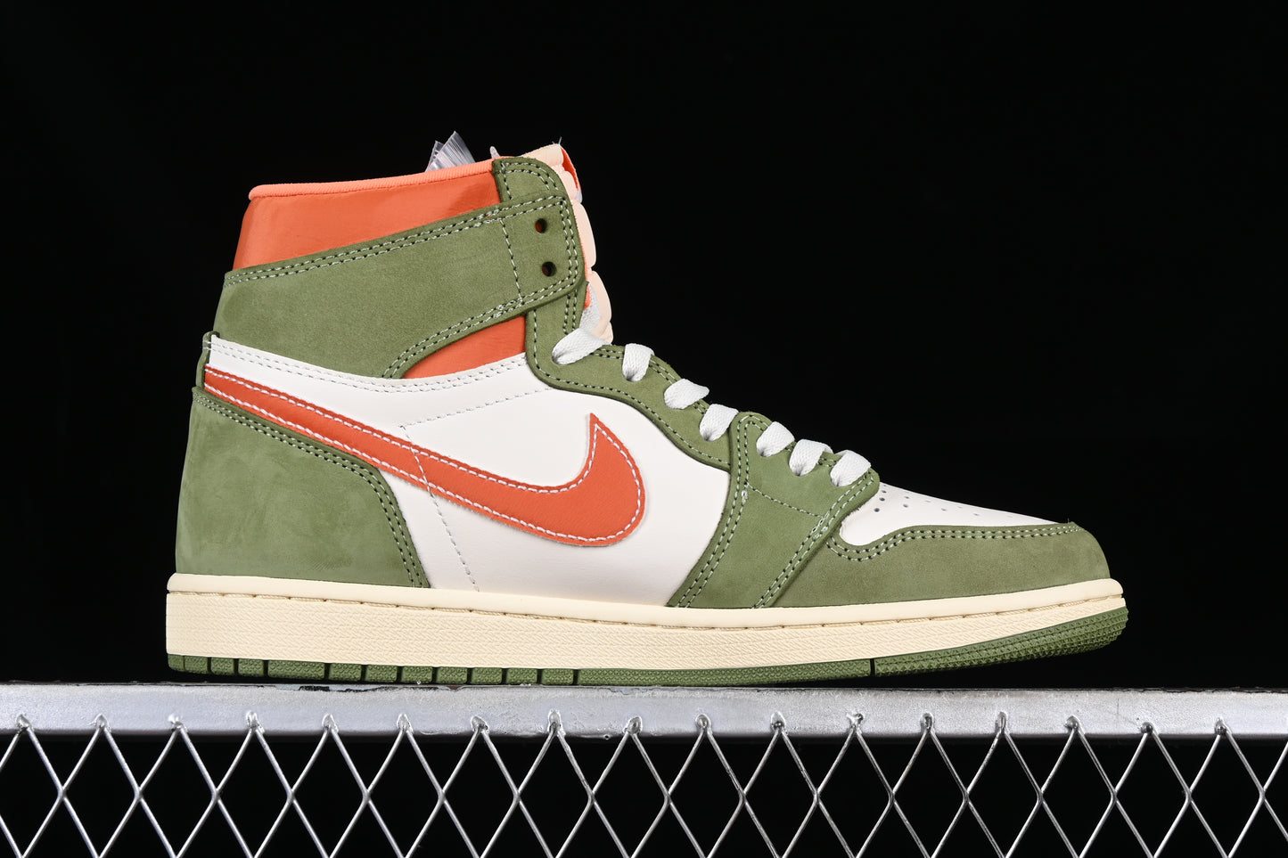 Air Jordan 1 High OG "Celadon"