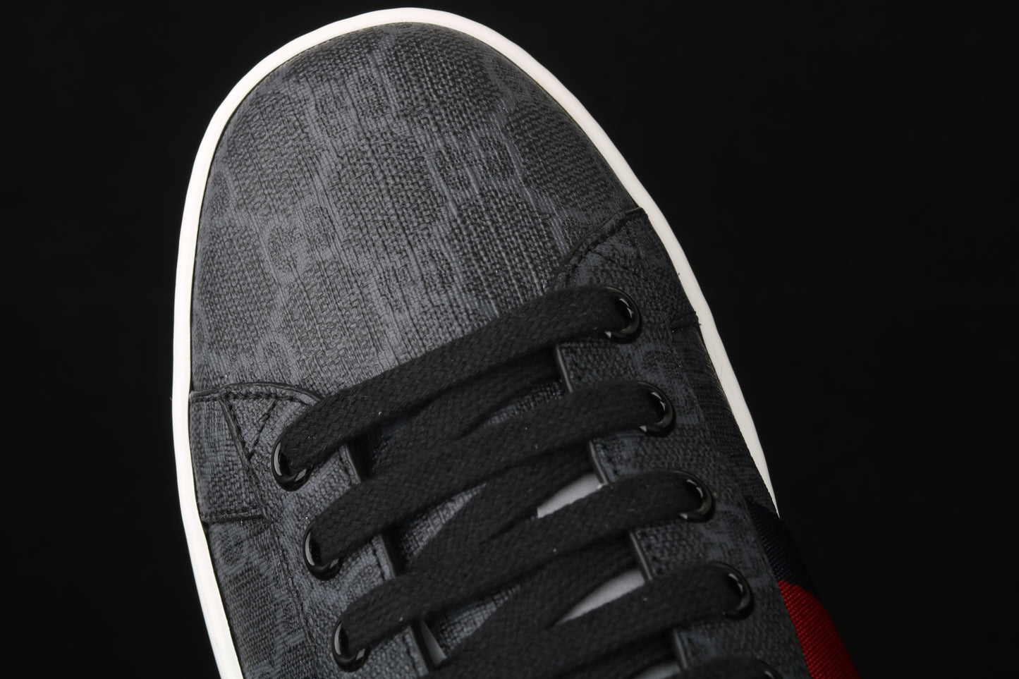 Gucci Ace Embroidered Low-Top