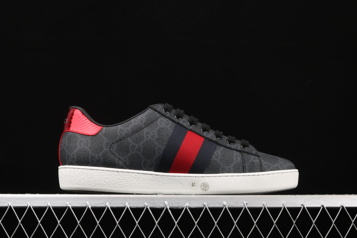 Gucci Ace Embroidered Low-Top