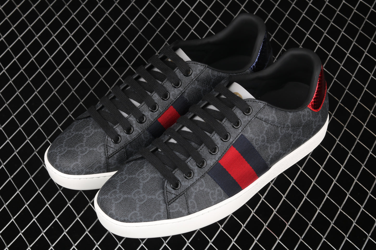 Gucci Ace Embroidered Low-Top