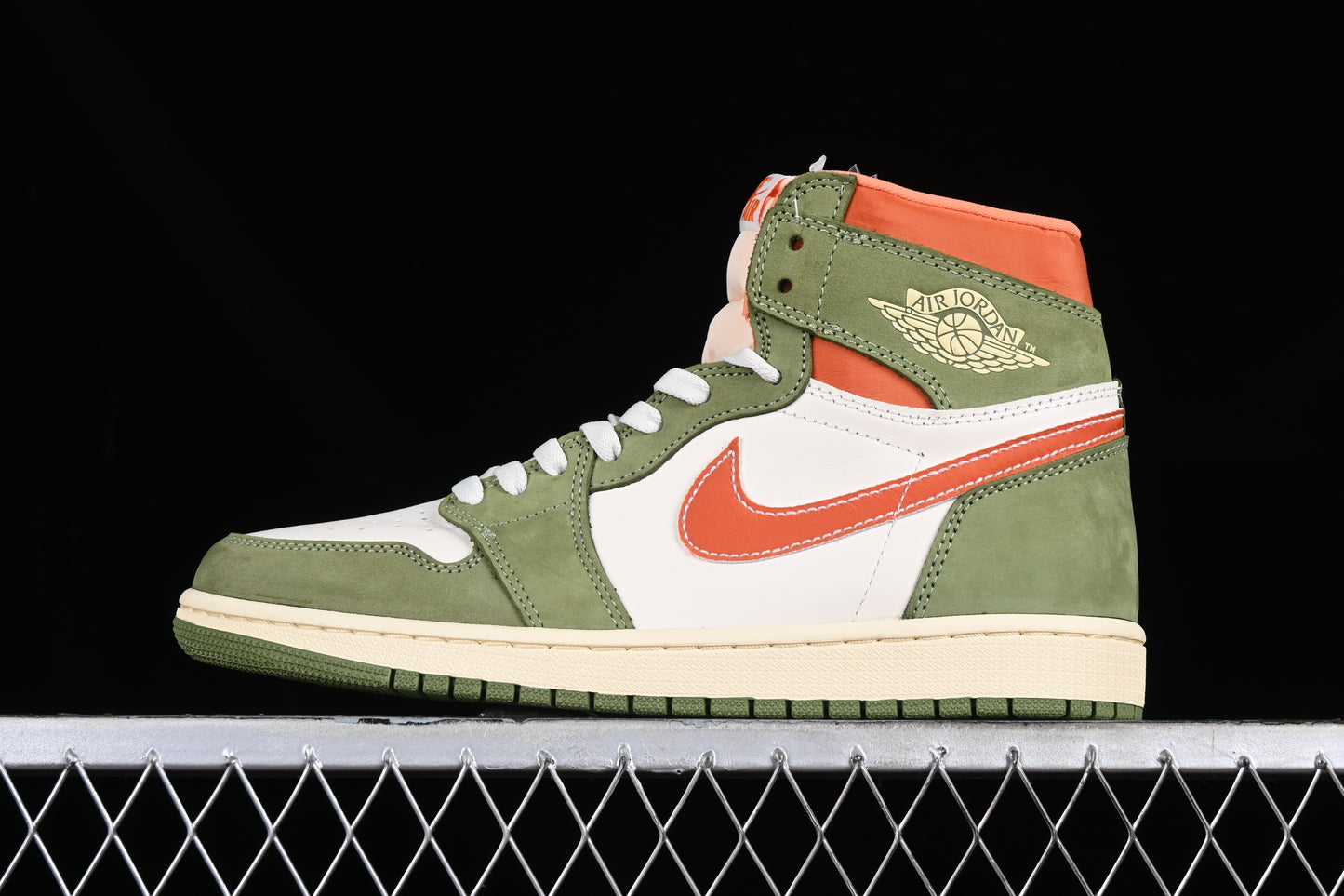 Air Jordan 1 High OG "Celadon"