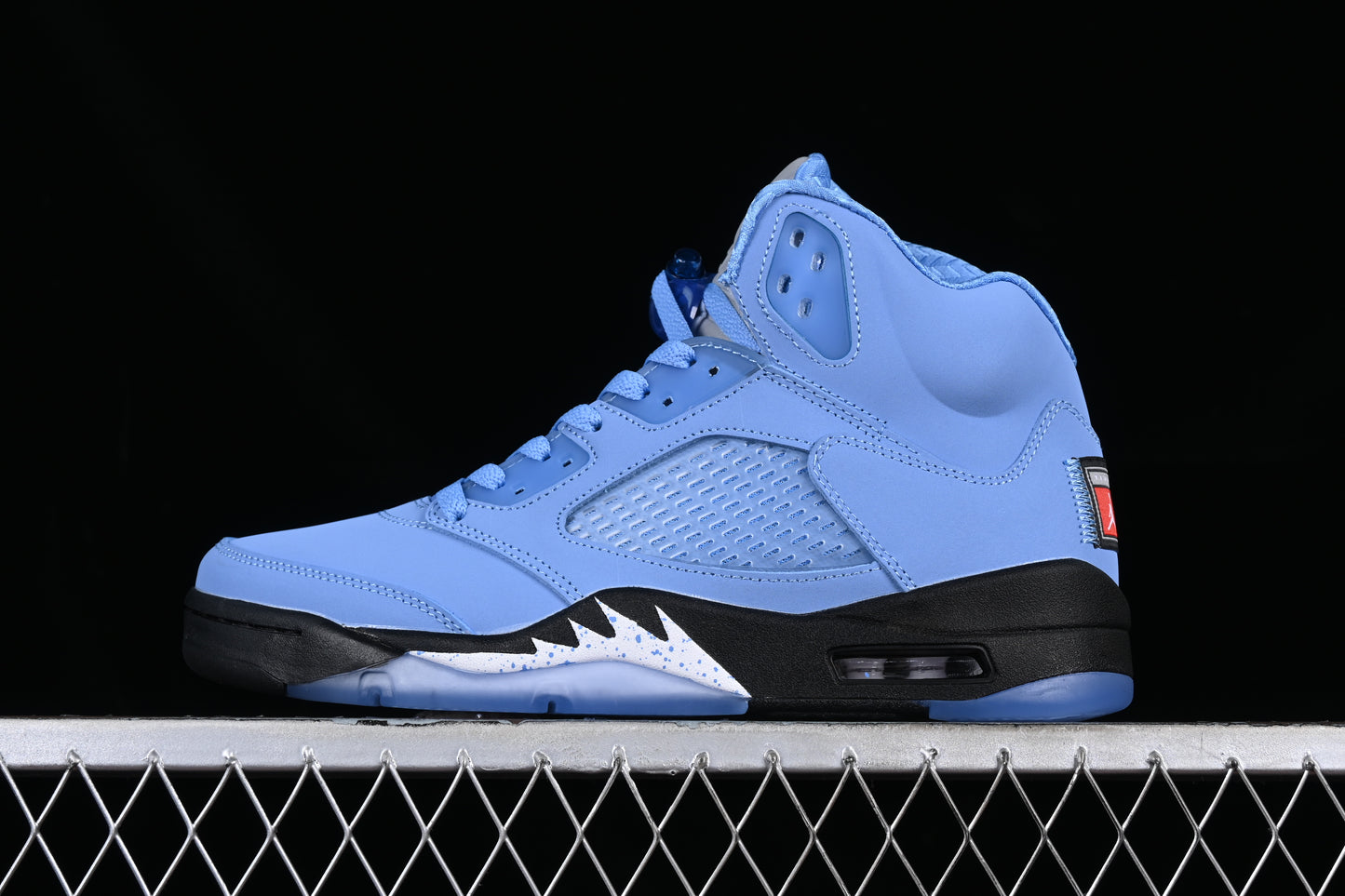 Air Jordan 5 "University Blue"