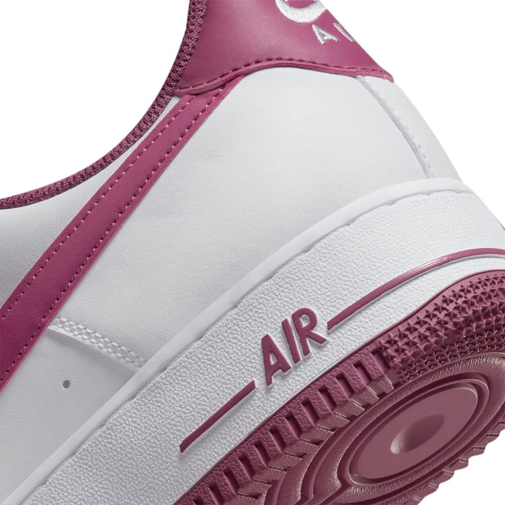 Nike Basketball Shoe
